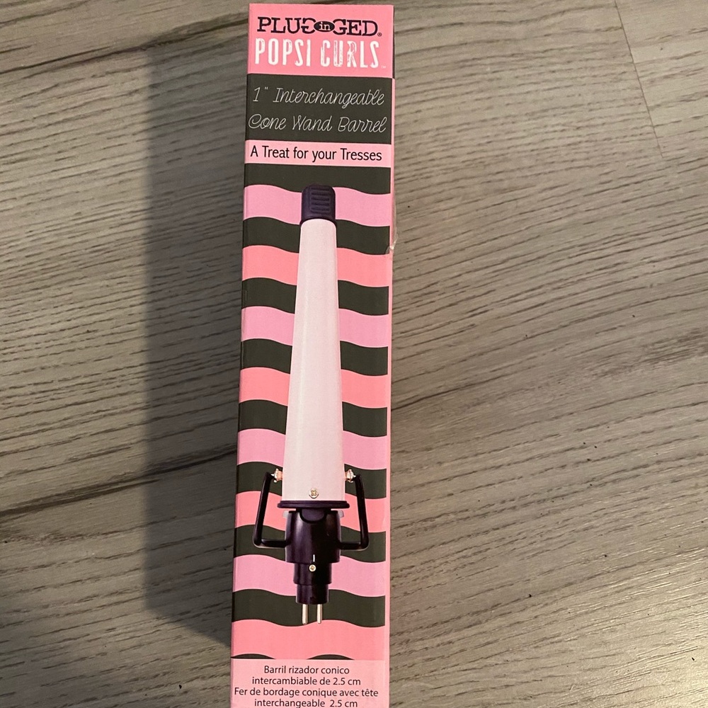 Plugged in popsi curls cone hair curler 1”